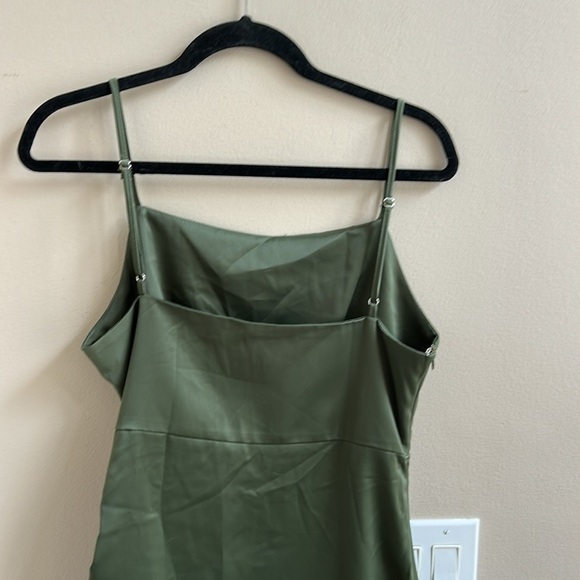 Glam Green Adjustable Party Cocktail Mini Dress Size Large - Picture 4 of 8